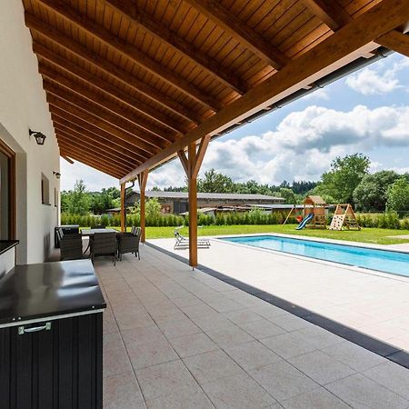 Holiday House Adam Prosecne Exterior foto