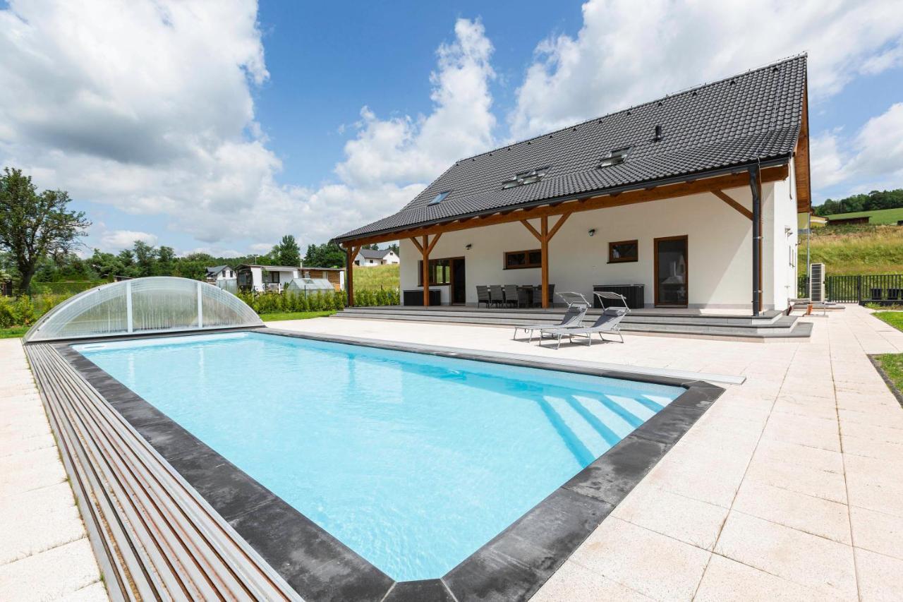 Holiday House Adam Prosecne Exterior foto